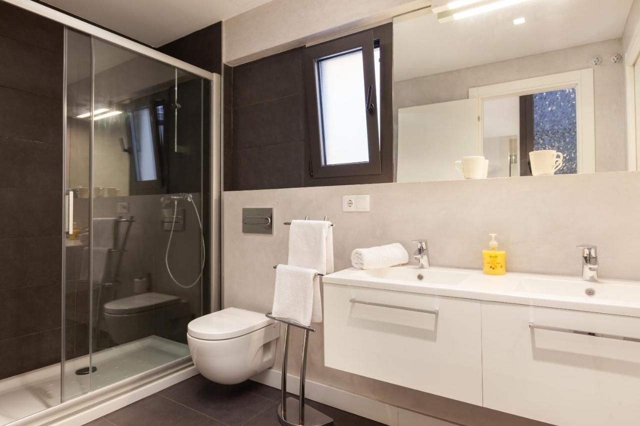 Akira Flats Urgell Apartment 바르셀로나 외부 사진